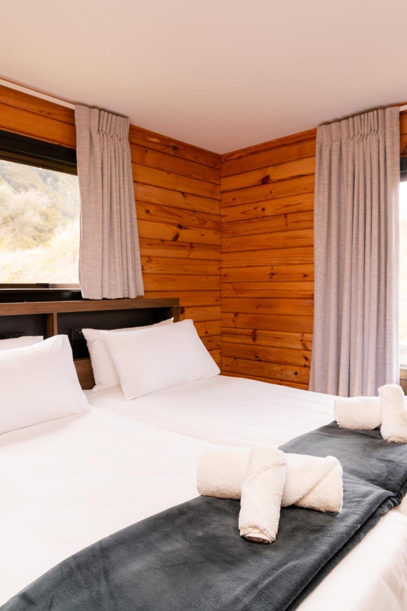 Haka House Aoraki Mt Cook Hostel Aoraki / Mount Cook Εξωτερικό φωτογραφία